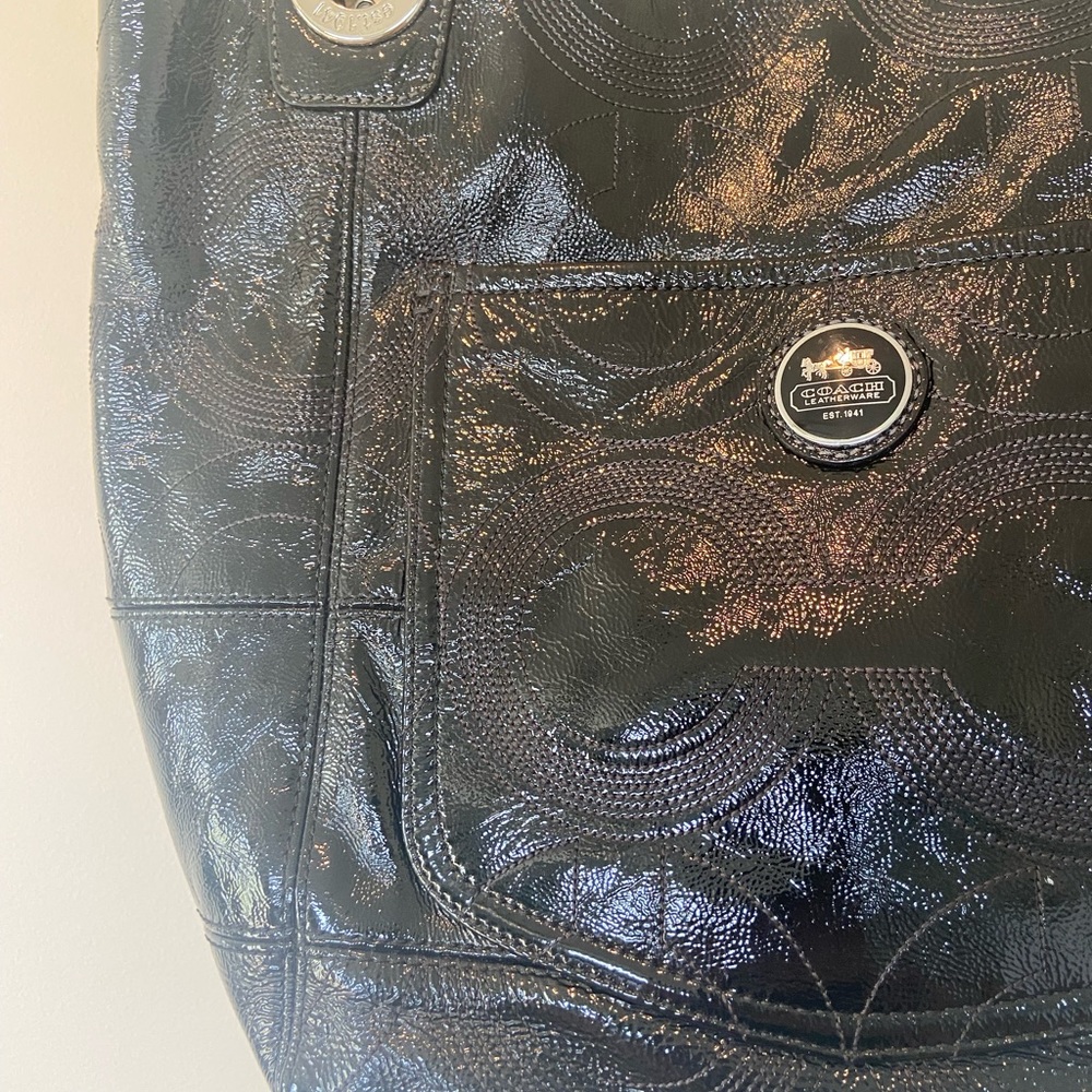 Coach purse - Picture 7 of 9